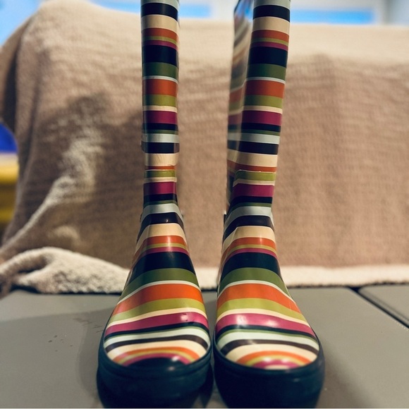 Coach Pammie Legacy Stripe Design Rain Boot Size 9 - Picture 2 of 10